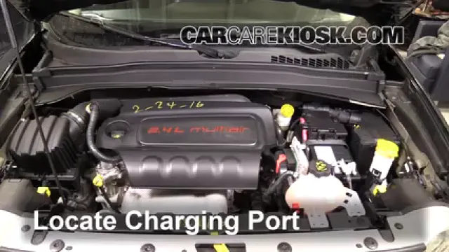 2016 Jeep Renegade Limited 2.4L 4 Cyl. Aire Acondicionado Agregar Freón